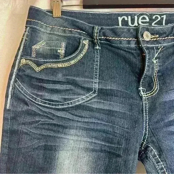 Rue 21 dark wash bootcut jeans 13/14 - Picture 3 of 5